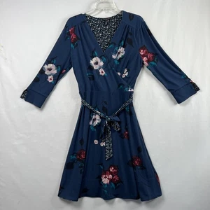 White House Black Market Wickelkleid M Bindegürtel Blumen Stretch Business Karriere - Bild 1 von 14