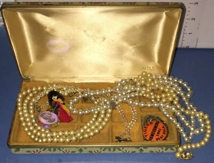 Vintage Mele Hard Case Clam Shell Jewelry Box, Vanity w/Costume Jewelry Pendant - Picture 1 of 12
