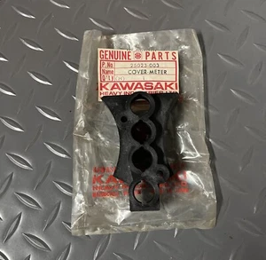 Kawasaki H2 H1 KH500 KH400 KH250 S1 S2 S3 Meter Socket Cover NOS 25023-003 - Picture 1 of 1