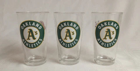 THREE Oakland A’s Athletics Pint Budweiser Beer Glass 16 oz. 2014 MLB CLEAN Cover