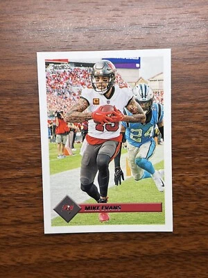 2023 Donruss Mike Evans RETRO 1993 #R93-35 Panini Tampa Bay Buccaneers Football - Image 1 of 2