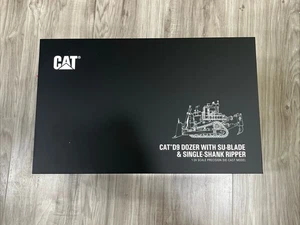 Caterpillar D9 Dozer - Single Ripper & SU Blade  1/24 - CCM - Diecast - 2022 - Picture 1 of 6