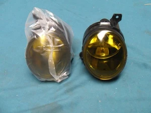 Fog Lights Volkswagen GTI 2006-09/Jetta 2006-2010 Pair Yellow Lens w/bulbs 68574 - Picture 1 of 13