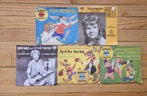 (5) Vintage Walt Disney 45 Records! - Picture 1 of 3