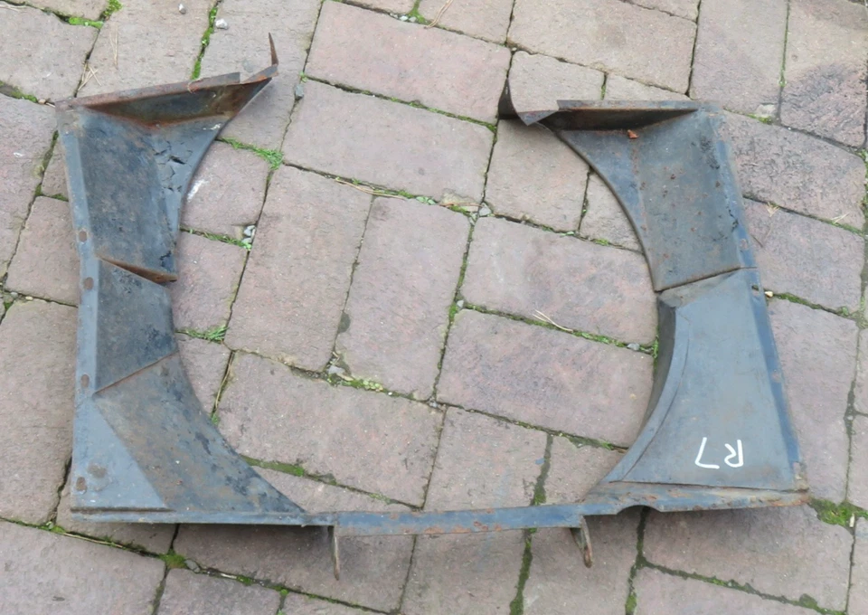 ROLLS ROYCE SHADOW 1 1969 CUBIERTA DEL RADIADOR (METAL) Foto 1 de 4