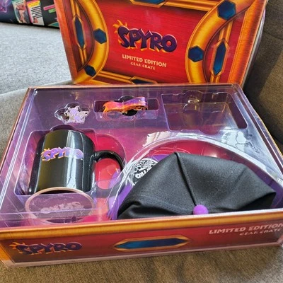 Gaming Spyro Big Box Limited Edition Gear Crate Cap Mug Pin & Lanyard,  - Image 1 of 4