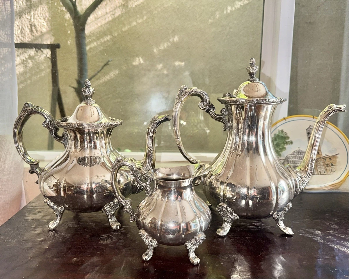 【Sheffield Silve Co.】ビクトリアンのコーヒーサービス 4点 Sheffield Silve Co.】ビクトリアンのコーヒーサービス 4点 Sheffield