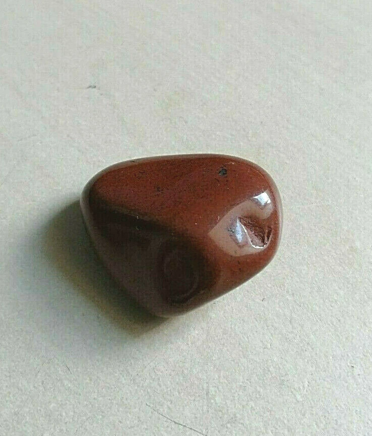 Pierre roulée Jaspe Rouge polie 20,79 g / 3 cm stabilité, vitalité, résistance - Photo 1/1