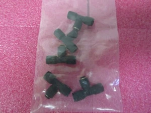 BAG of 5 Parker Legris 3104 56 53 / 31045653 UNEQL UNION TEE 1/4OD x 1/8OD - Picture 1 of 8