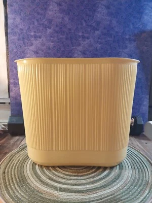 Cesta de basura acanalada Rubbermaid 2954 vintage almendra amarillo brillante Foto 1 de 4