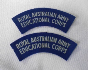 #D268. AUSTRALIAN ARMY EDUCATIONAL CORPS SHOULDER PATCHES - Picture 1 of 1
