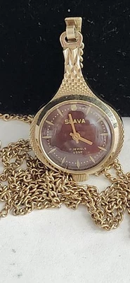 Reloj SLAVA VINTAGE MUJER ESFERA ESLAVA AU MARRÓN URSS 17 JOYAS RARO Foto 1 de 4