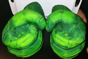 2008  Incredible Hulk Smash Hands Fists Gloves ** No Sound** - Picture 1 of 1