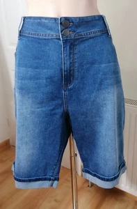 City Chic Size 24 Blue Denim High Waisted Shorts - Picture 1 of 8