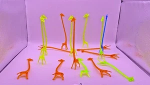 Konvolut DDR 70er Jahre 18 Stück Giraffe Cocktail Rührer Kunststoff Sekt (236) - Bild 1 von 5