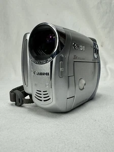 Canon DC210 Camcorder - Silver blue (Untested) - Picture 1 of 4