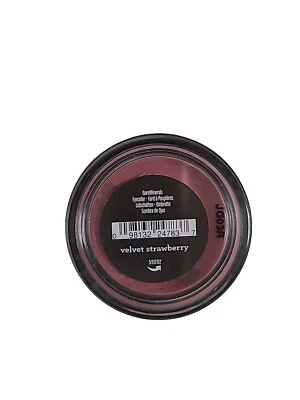 Bare Escentulas Velvet Strawberry Eye Shadow Color .57 g - Image 1 of 4