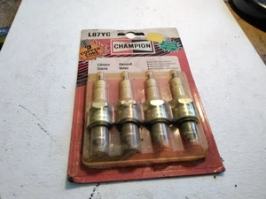 Champion L87YC Spark Plugs x4 - Picture 1 of 2