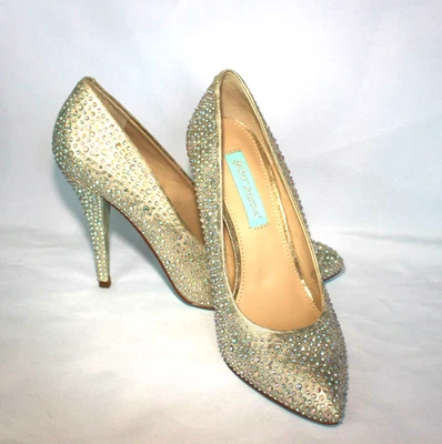 LAST ONE Betsey Johnson 7.5 Rhinestone Sparkle Champ Fab high heel shoes pumps - Image 1 of 4