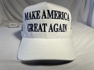 2025 Inauguration Never Worn Official MAGA Trump Hat by CaliFame White/Navy #312 - Bild 1 von 6