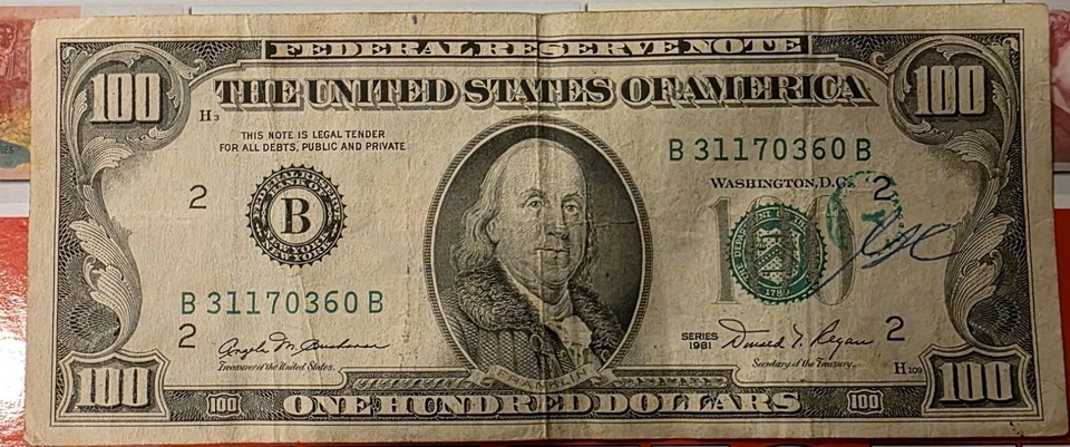 Benjamin Franklin 1981 $100 Dollar Bill Banknote Serial number B31170360 B - Image 1 of 2
