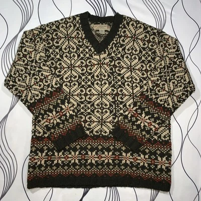 Vintage Abercrombie & Fitch 100% Wool Vneck Sweater Cricket Tennis Knit Preppy - Image 1 of 4