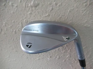 TAYLORMADE FRESADO MOLER 4 56* CUÑA 12 REBOTES DINÁMICA CUÑA DORADA 115 ACERO - Imagen 1 de 8