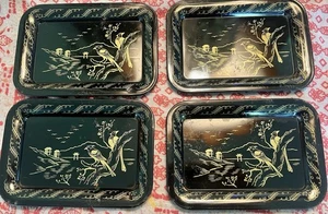 4 bandejas de hojalata vintage de los años 50 Japón pájaros negros y dorados tocador de metal de mediados de siglo - Imagen 1 de 5