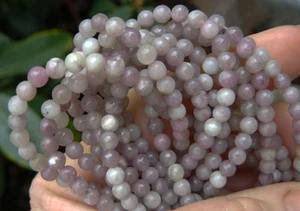 Purple Jade 4.75mm round natural stone light purple 15" strand over 90 beads - Picture 1 of 4