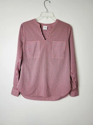 Blusa CAbi Cuello en V Franklin Rayas Roja Estilo #5335 Talla S Foto 1 de 4