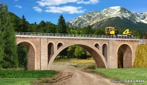 Kibri 39720 Simple Piste Viaduct - Picture 1 of 2
