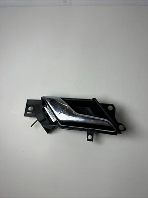 Manija de puerta interior delantero del conductor izquierdo Saturn Vue 2008-2010 OEM Foto 1 de 4