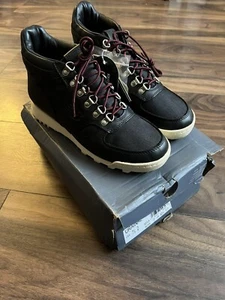 New Balance URAINAL BLACK HIKING BOOTS UK SIZE 7 - Picture 1 of 8