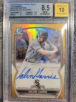 CALVIN HARRIS BGS 8.5 2023 BOWMAN CHROME DRAFT 1ST GOLD REFRACTOR AUTO /50 - Image 1 of 3