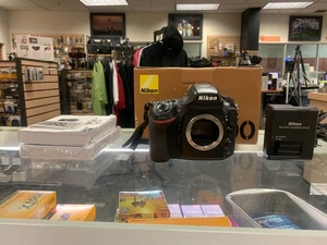 Cuerpo de cámara digital Nikon D800 36,3 MP SLR - Número de obturadores: 20674 - Imagen 1 de 10