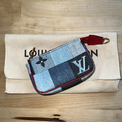 Louis Vuitton Pochette Accesorios Bolsa Azul Denim Foto 1 de 4