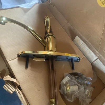 Delta Foundations 1-Handle Kitchen Faucet Gold  - Image 1 of 4