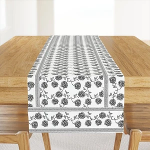 White Chrysanthemum With Border Block Printed Table Runner - Picture 1 of 2