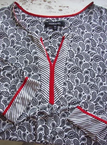 Ellen Tracy Paisley Jersey Knit Short Nightgown~Black/White/Red~Women's Medium - Picture 1 of 5