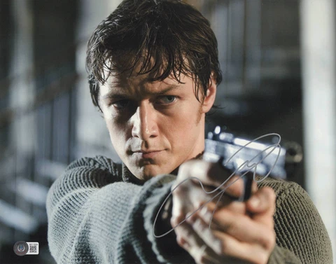 JAMES MCAVOY AUTOGRAPH SIGNED WANTED 11X14 PHOTO BECKETT BAS COA Cover