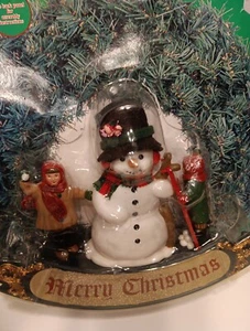 Neu aus altem Lagerbestand Holiday Creations Kranz Akzent Schneemann. Frohe Weihnachten - Bild 1 von 8
