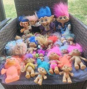 Troll Dolls - Lot - Vintage - Trolls Mixed Sizes Pre Owned Condition - Picture 1 of 18