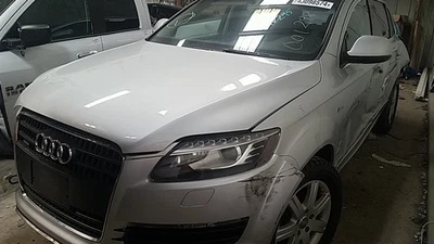Audi Q7 2012 transmisión automática OEM 136 k millas - LKQ383731788 Foto 1 de 3