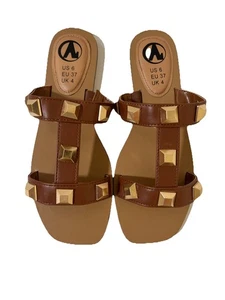 Sandali donna slide flat in sughero borchie oro taglia 6 - Foto 1 di 6