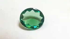 Turmalina brasileña de corte ovalado verde extraída en tierra de 1,93 quilates - Imagen 1 de 1
