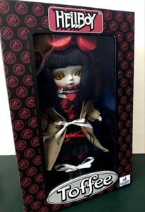 Toffee Fukujyu HELLBOY Doll Collectable 2009 Limited 500 RARE Vintage / No STAND - Picture 1 of 5