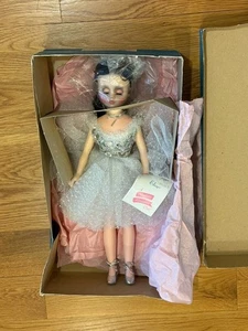 Vintage 17" Madame Alexander Elise Silver Ballerina #1640 in Box w/Tags 1970s - Picture 1 of 8