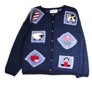 Signature Northern Isles Damen Neu mit Etikett XL Strickjacke Pullover blau mit Bild Patches - Bild 1 von 6