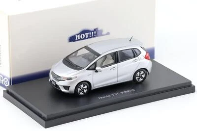 1:43 Ebbro Honda Fit Hybrid 2010 Argento Alabastro Metallizzato - Immagine 1 di 3