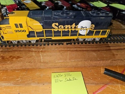 SANTA FE 3500 BLUE AND GOLD, SOME MOVEMENT, POSSIBE LOOSE CONNECTIONS, SEE VIDEO - Image 1 of 4